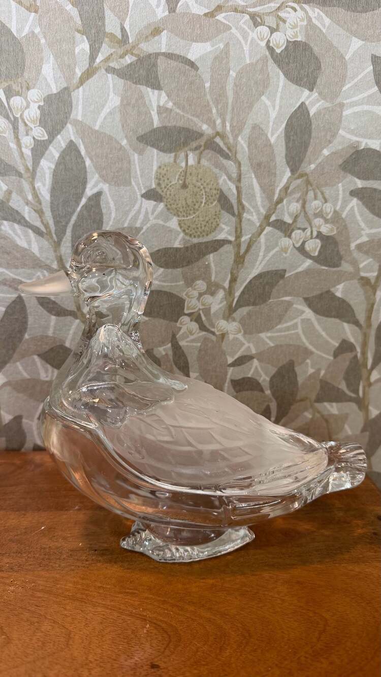 Shannon Crystal Duck Covered Candy Trinket Dish Frosted Clear Glass